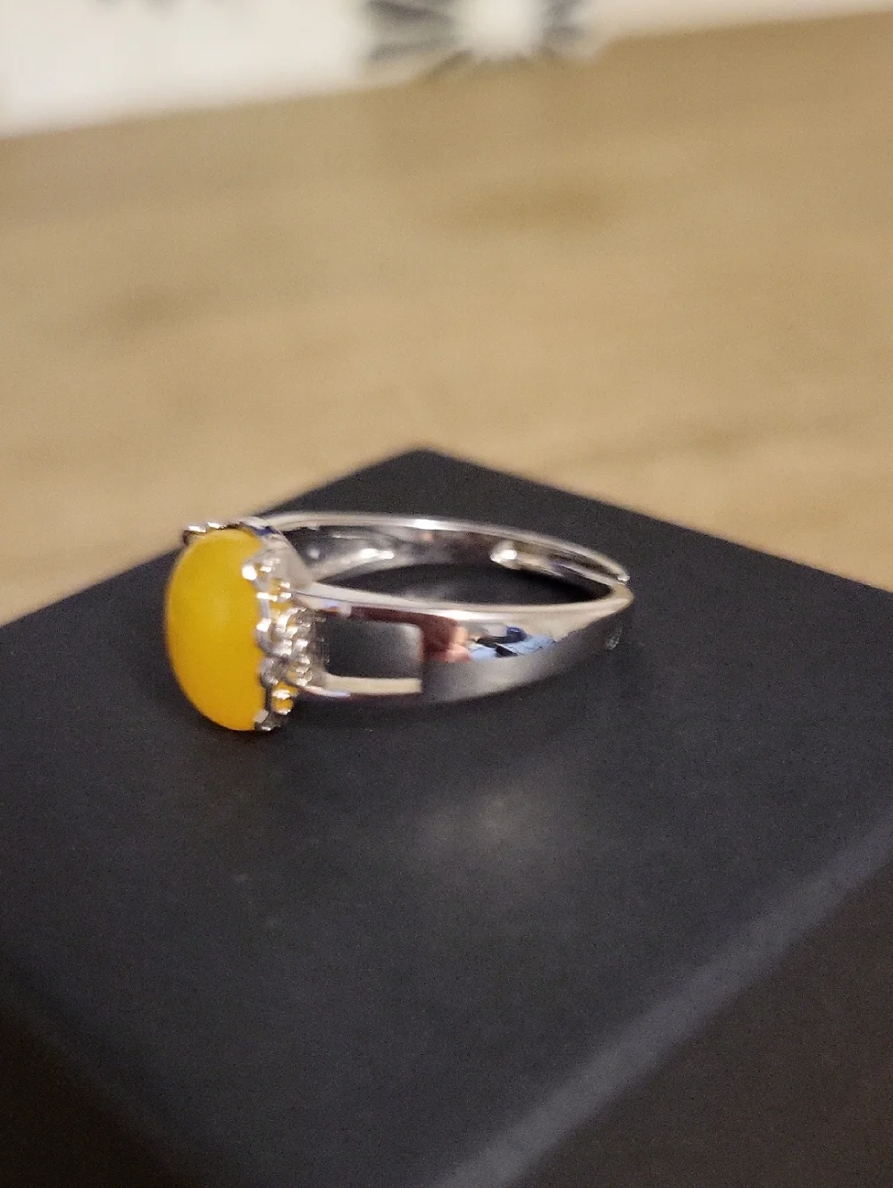 925 Silver With An Amber Oval Stone Adjustable Ring
